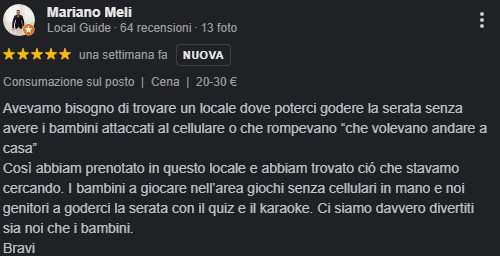genera un template dove inserire delle recensioni… (1)